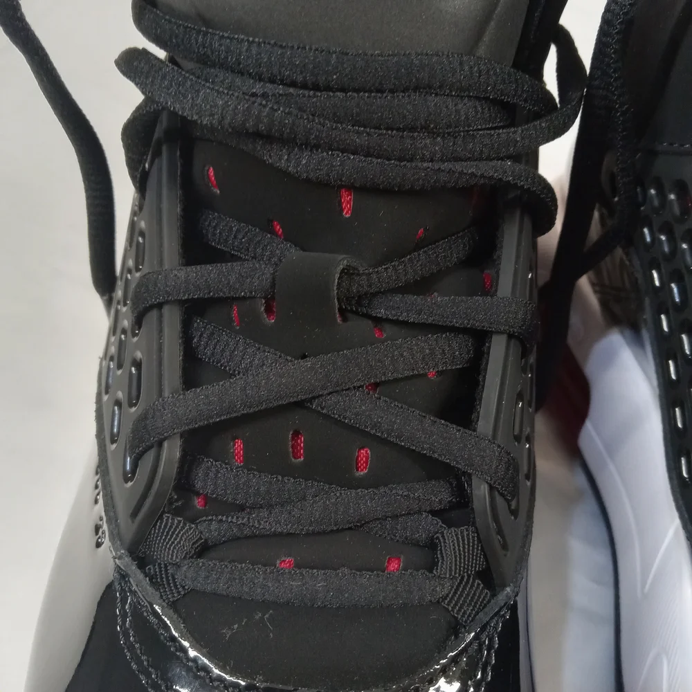 Jordan Men's Black and Red Sneakers Size 8.5 New